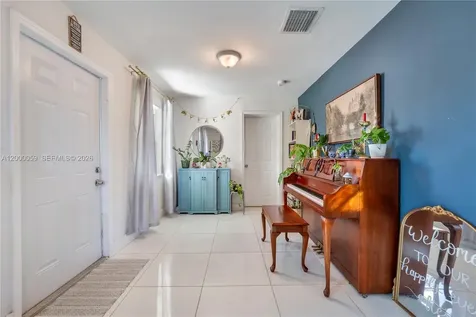 827 NW 114th Street Miami FL 33168