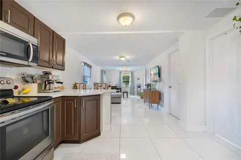 827 NW 114th Street Miami FL 33168
