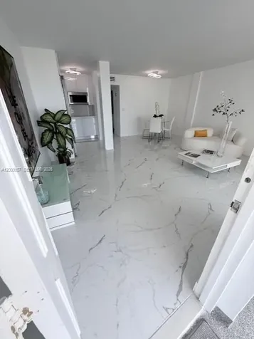 1100 Alton Road Miami Beach FL 33139