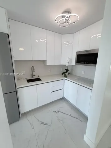 1100 Alton Road Miami Beach FL 33139