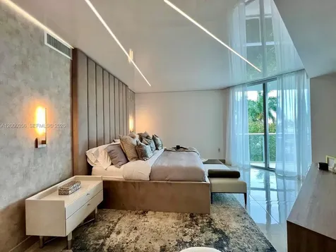 17301 Biscayne Boulevard North Miami Beach FL 33160