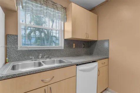 3868 SW 107th Avenue Miami FL 33165