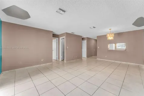 3868 SW 107th Avenue Miami FL 33165