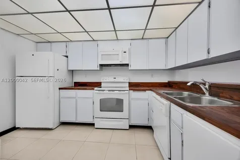 201 Crandon Boulevard Key Biscayne FL 33149