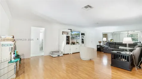 4020 SW 2nd Street Plantation FL 33317