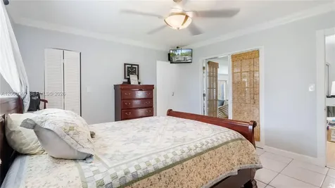 4020 SW 2nd Street Plantation FL 33317