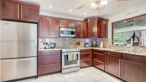 4020 SW 2nd Street Plantation FL 33317