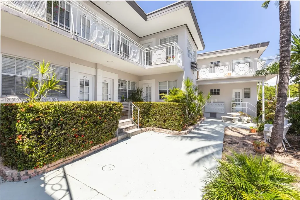 717 Espanola Way Miami Beach FL 33139