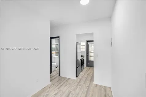 717 Espanola Way Miami Beach FL 33139