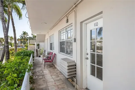 717 Espanola Way Miami Beach FL 33139