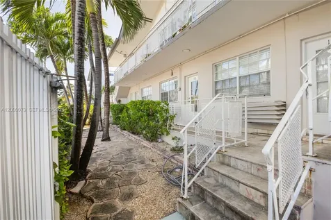 717 Espanola Way Miami Beach FL 33139