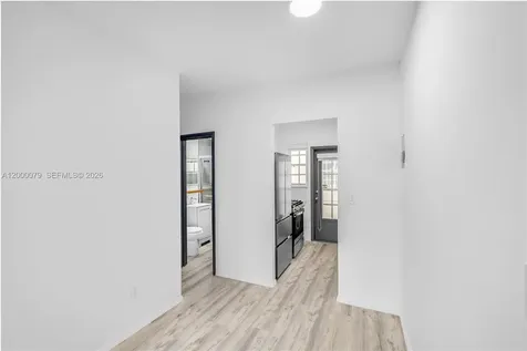 717 Espanola Way Miami Beach FL 33139