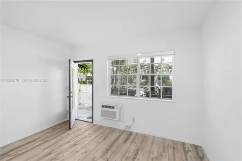 717 Espanola Way Miami Beach FL 33139