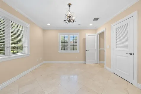 731 Calatrava Avenue Coral Gables FL 33143