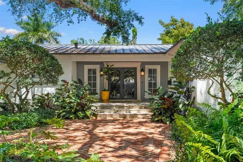 731 Calatrava Avenue Coral Gables FL 33143