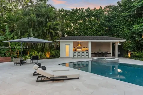 4800 Bay Point Road Miami FL 33137