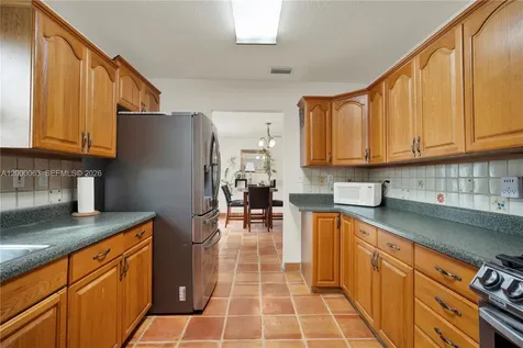 9401 Jamaica Drive Cutler Bay FL 33189