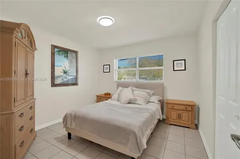 9401 Jamaica Drive Cutler Bay FL 33189