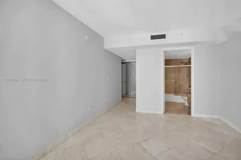18671 Collins Avenue Sunny Isles Beach FL 33160