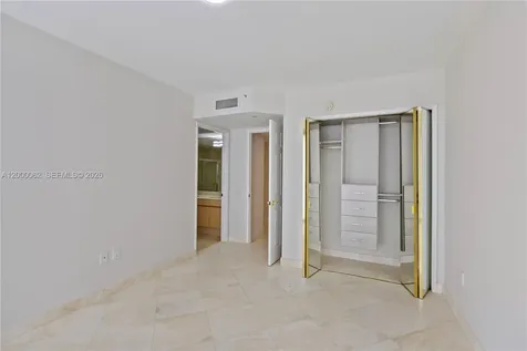 18671 Collins Avenue Sunny Isles Beach FL 33160
