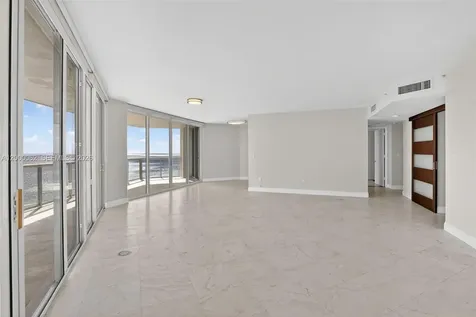 18671 Collins Avenue Sunny Isles Beach FL 33160