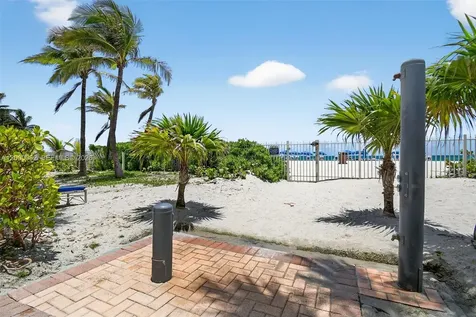 18671 Collins Avenue Sunny Isles Beach FL 33160