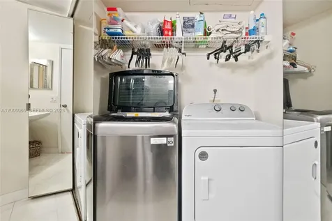 19101 NE 36th Court Aventura FL 33180