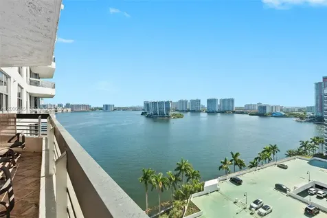 19101 NE 36th Court Aventura FL 33180
