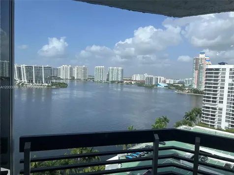 19101 NE 36th Court Aventura FL 33180