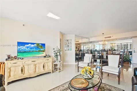 19101 NE 36th Court Aventura FL 33180
