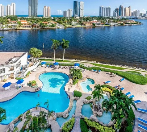 19101 NE 36th Court Aventura FL 33180