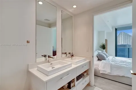 45 SW 9th Street Miami FL 33130