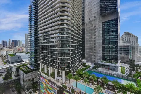 45 SW 9th Street Miami FL 33130
