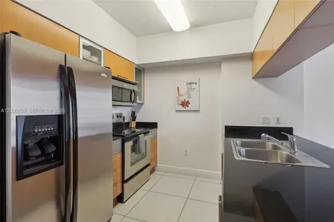 1750 N Bayshore Drive Miami FL 33137