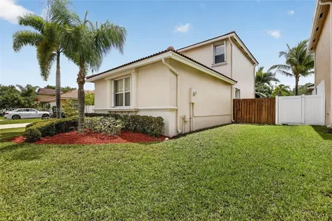19018 NW 23rd Place Pembroke Pines FL 33029