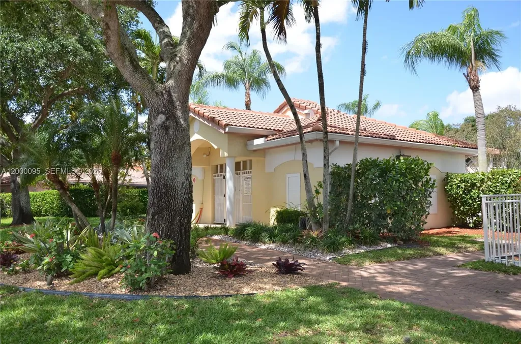 3844 NW 63rd Terrace Coral Springs FL 33067