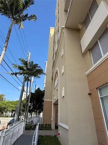 119 SW 6th Avenue Miami FL 33130