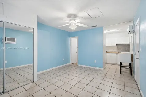 490 E 45th Street Hialeah FL 33013