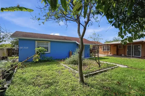 490 E 45th Street Hialeah FL 33013