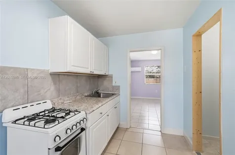 490 E 45th Street Hialeah FL 33013