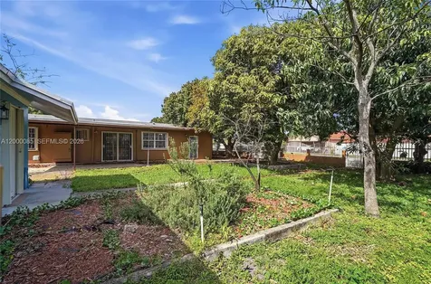 490 E 45th Street Hialeah FL 33013