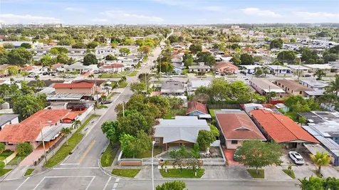 490 E 45th Street Hialeah FL 33013