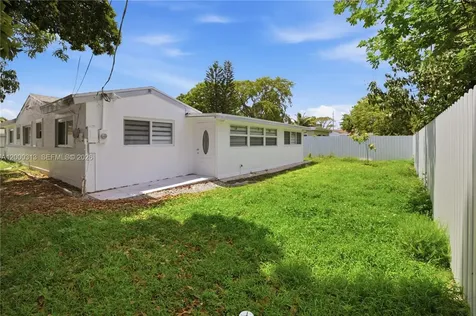 7051 SW 29th Street Miramar FL 33023