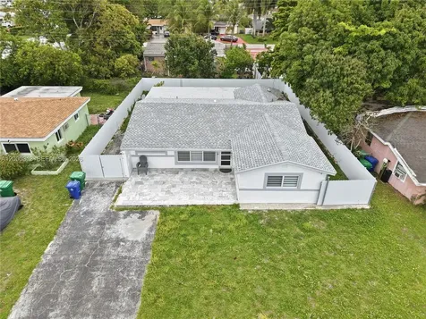 7051 SW 29th Street Miramar FL 33023