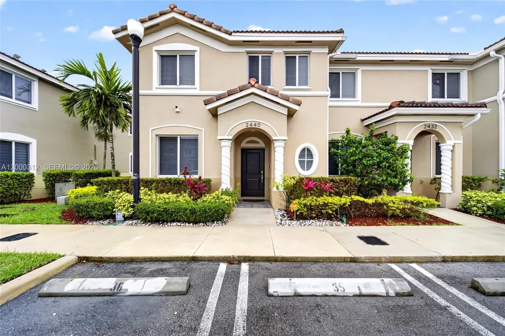 2440 SE 10th Court Homestead FL 33035