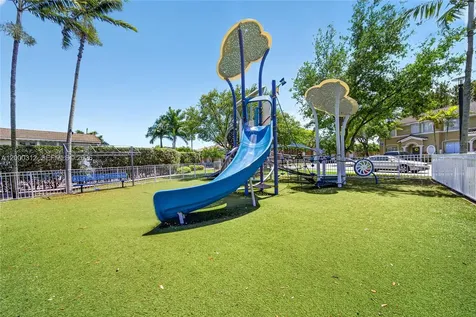 2440 SE 10th Court Homestead FL 33035