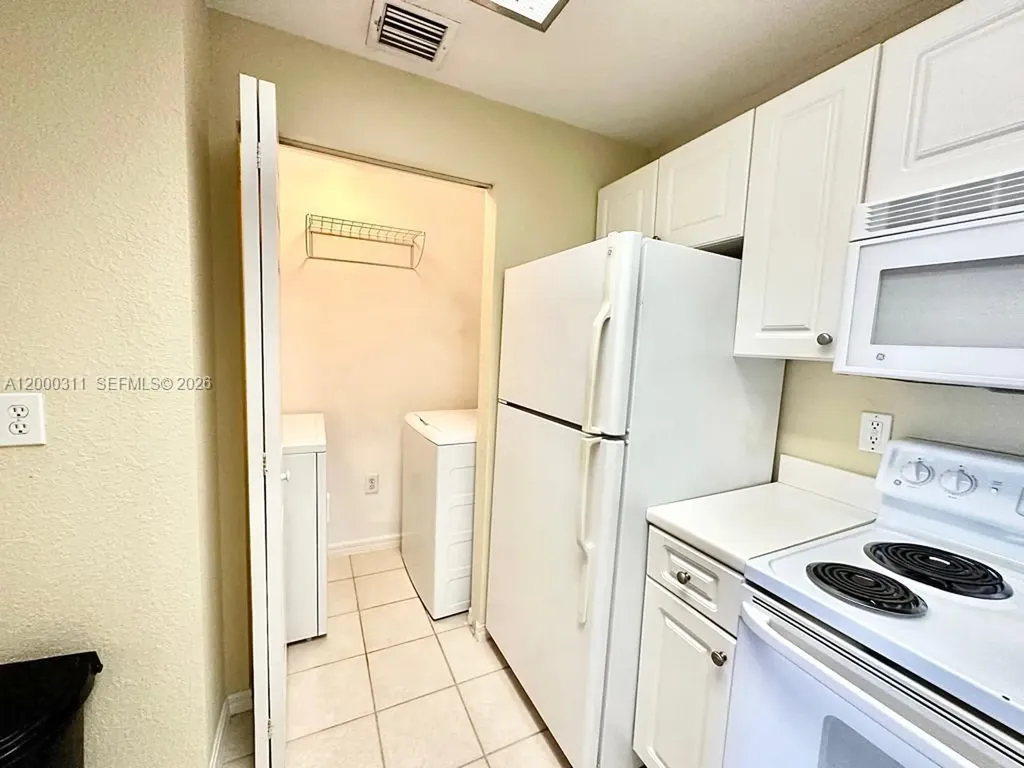 2812 Grande Parkway Palm Beach Gardens FL 33410