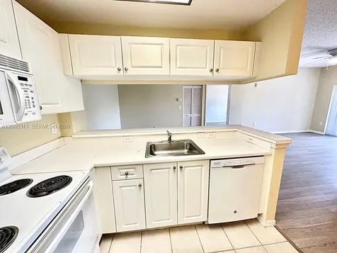2812 Grande Parkway Palm Beach Gardens FL 33410
