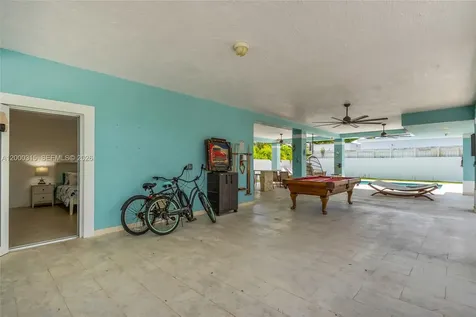 949 Plantation Road Key Largo FL 33037