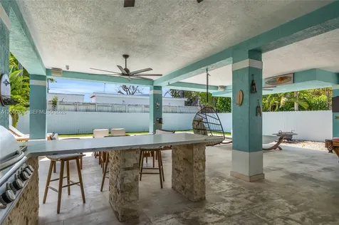 949 Plantation Road Key Largo FL 33037